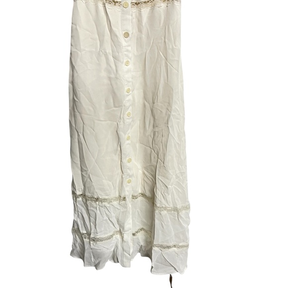 New Reformation Wynton Lace Midi Dress in Ivory - Picture 4 of 10